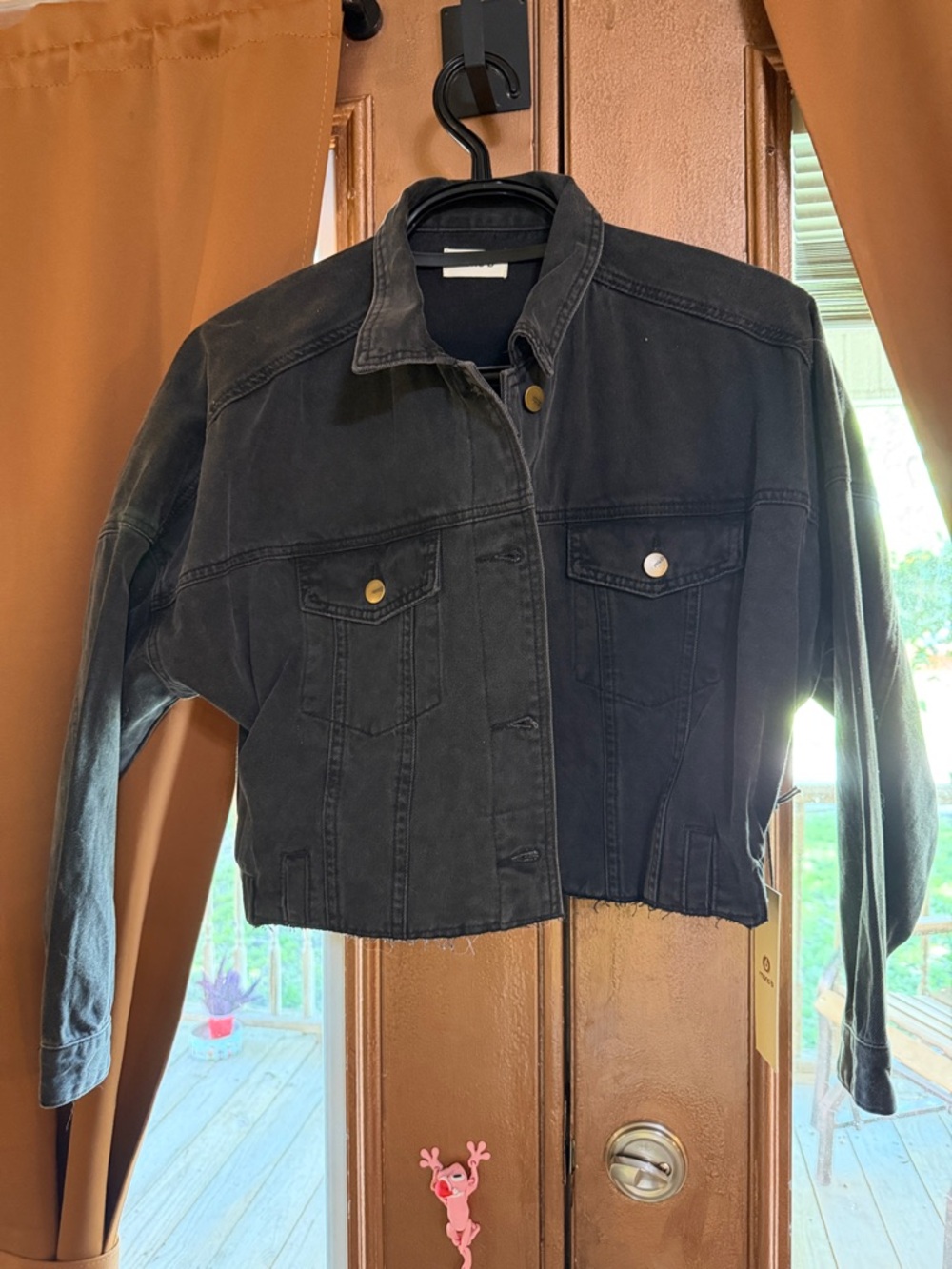 NWT Mono b black cropped denim jacket. Super amazingly cool. Size medium